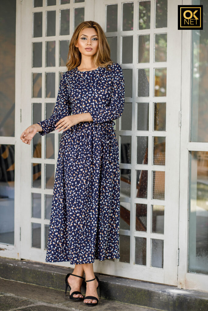 High neck dress with long sleeve OK22126