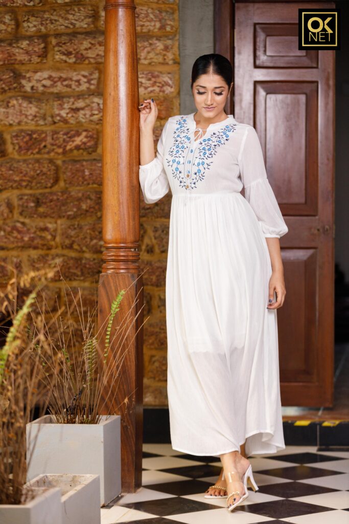 Embroidered dress OK12385
