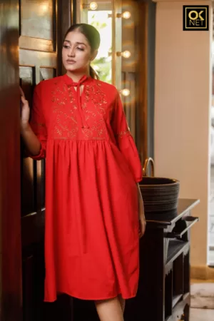 Bishop sleeve Red embroidered linen dress OK32373