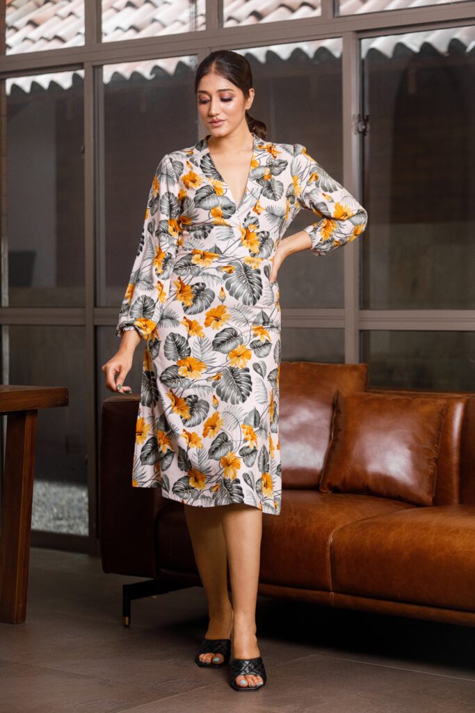 OK102382 Bust tier midi dress